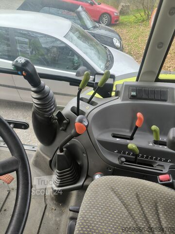 Trecker Claas Axos 310