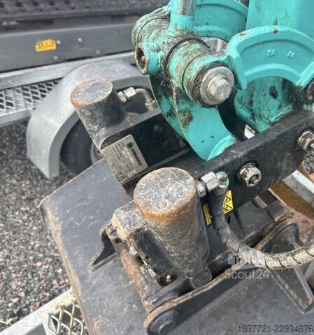 Escavatore cingolato Kobelco SK10SR-2E
