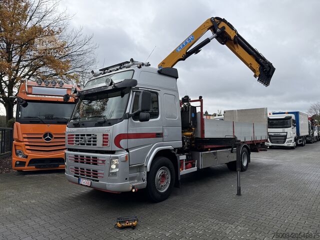 LKW mit Pritsche (offen) Volvo FM330 Kran Effer 165 bis 20 Meter