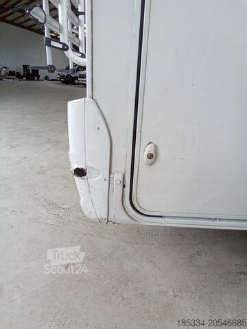 Полуинтегрированный дом на колесах Etrusco T 6.9 SF (2022) – Ford Schaltgetriebe | Diesel | Teilintegriert