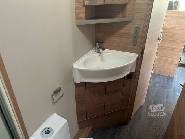 Semi-geïntegreerde camper Etrusco T 6.9 SF (2022) – Ford Schaltgetriebe | Diesel | Teilintegriert