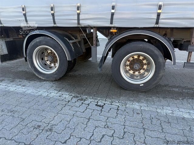 Kel-Berg 30 palettes. Kel-Berg 30 pl.