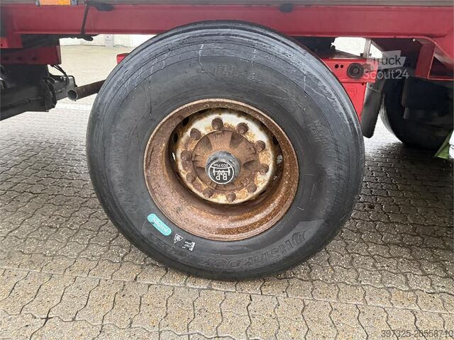 Semi-remorque frigorifique Kel-Berg / Remorque frigorifique / Remorque isotherme Kel-Berg Refrigerated trailer / Kühlauflieger / Køletrailer