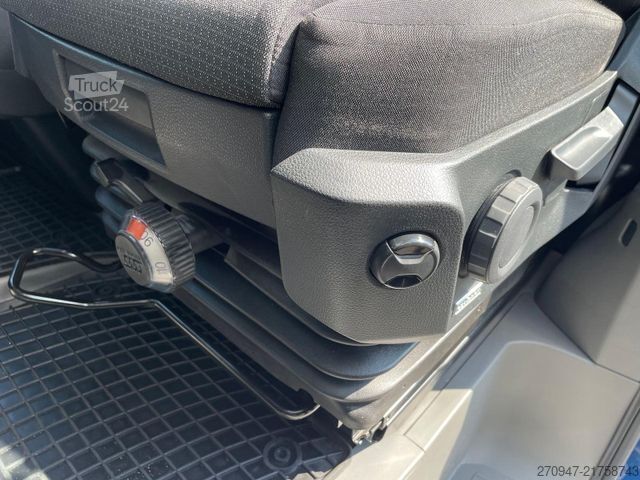 Komercijalno vozilo sa visokim krovom MAN TGE 3.180 L3H3 Kasten AHK TEMPOMAT NAVI LED KAM