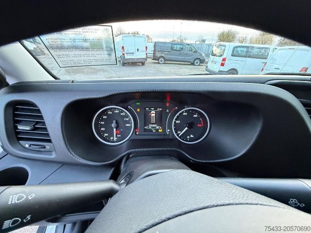 Duba panelată IVECO DAILY 70C18HA8/P BOX + SPONDA p.5100