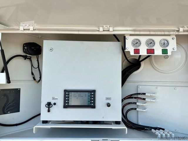 Tovornjak s črpalko za beton MAN TGS 41.520 8x4 SWAN TSP 47-5 160RZ    ( 47m )