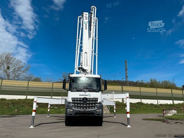 Camión bomba de hormigón MERCEDES-BENZ Arocs 5 4542 8x4 SWAN TSP 47-5 160RZ ( 47m )