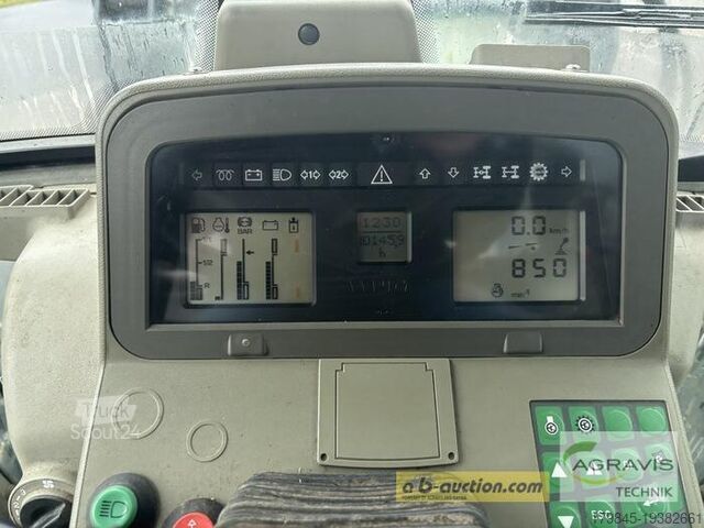 Tractor Fendt 415 VARIO