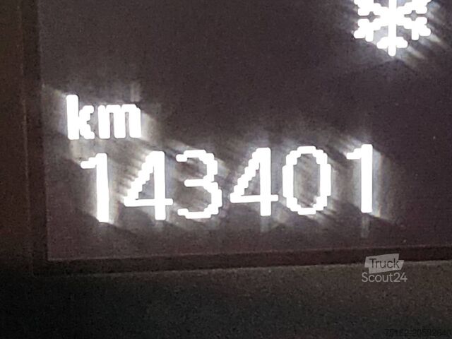 Korkeakattoinen farmari M.A.N. TGE 3.180 SCHADE ac EURO6