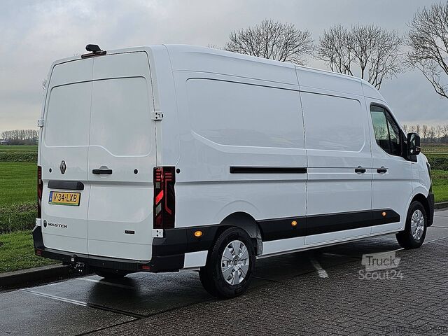 Augsta jumta universālis RENAULT MASTER L3H2 404Km WLTP Navi