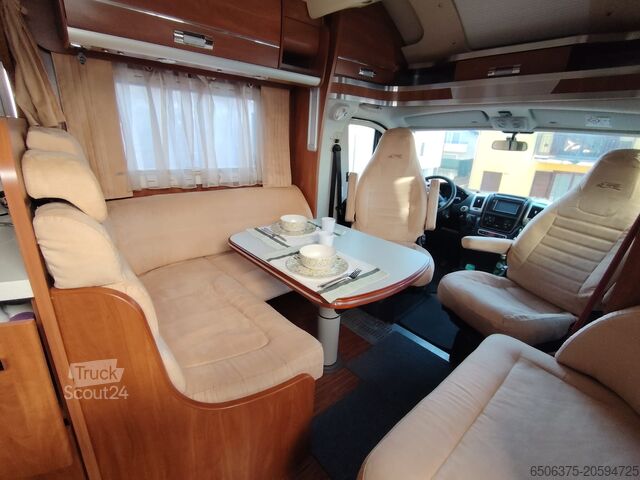 Semi-geïntegreerde camper LAIKA KREOS 5009