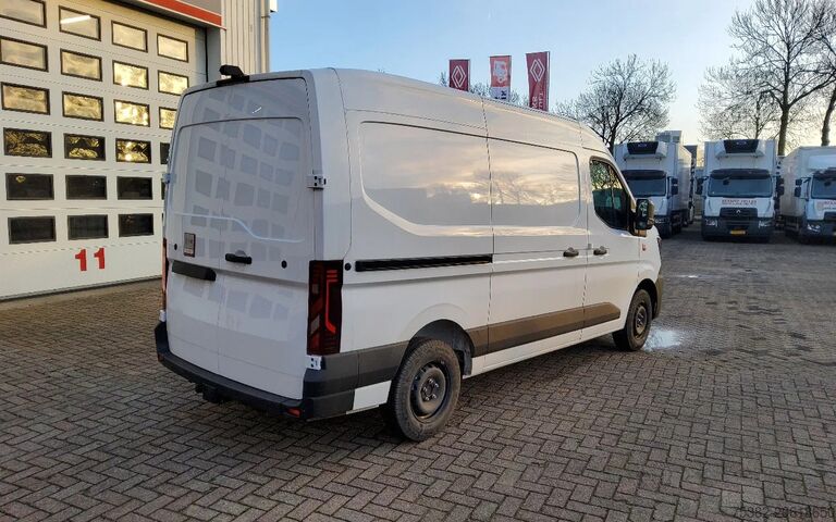 Bestelbus Renault Master 150.35  EURO 6  L2H2 GESLOTEN WIT - V-63...
