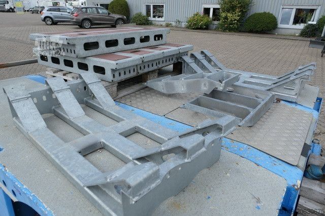 Reboque de plataforma rebaixada MEUSBURGER MPG 2, ausziehbar, verbreiterbar, Radmulden, BPW