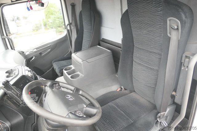 Фургон (грузовой автомобиль) MERCEDES-BENZ 1224 L Atego, 7.240mm lang, 2. Zylinder defekt