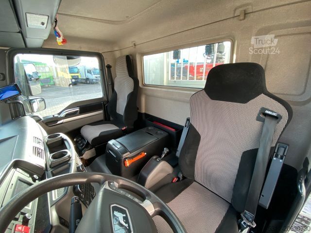 Flatbed truck MAN TGM 18.320 BL | HIAB 144*Funk*AHK*Kamera*AC