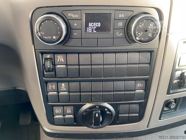 Flatbed truck MAN TGM 18.320 BL | HIAB 144*Funk*AHK*Kamera*AC