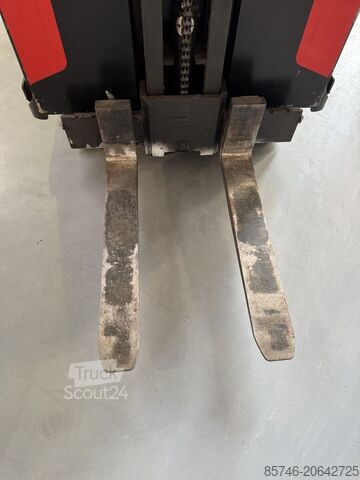 Dingemanse Trucks & Trailers Dingemanse Trucks & Trailers Dingemanse Trucks & Trailers