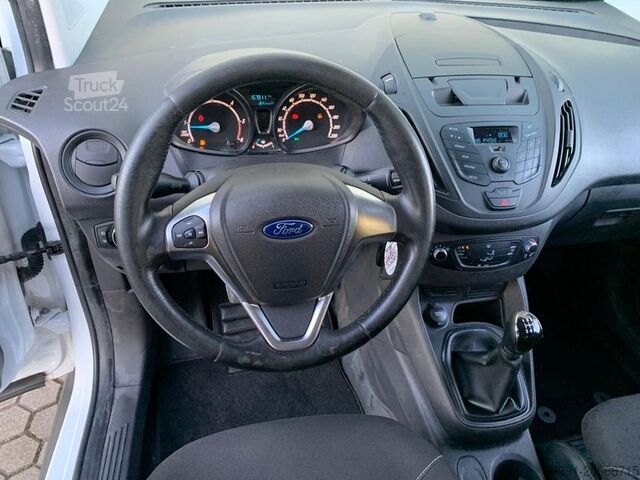 Kompakt furgon Ford Courier Van Trend Km: 157.900 -