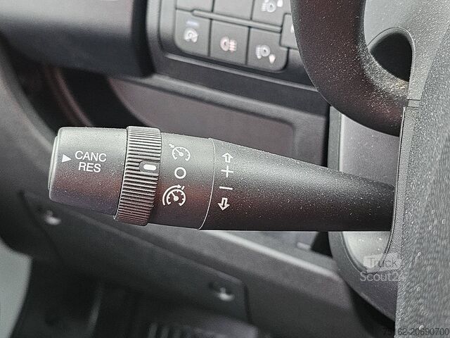 Kombi s vysokou střechou CITROEN JUMPER 2.2 L4H2 Maxi Airco