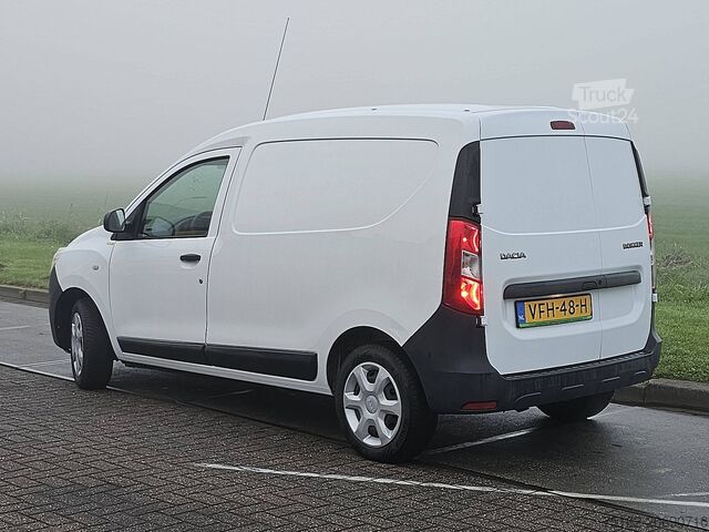 حقيبة سفر DACIA DOKKER 1.5 DCI 75