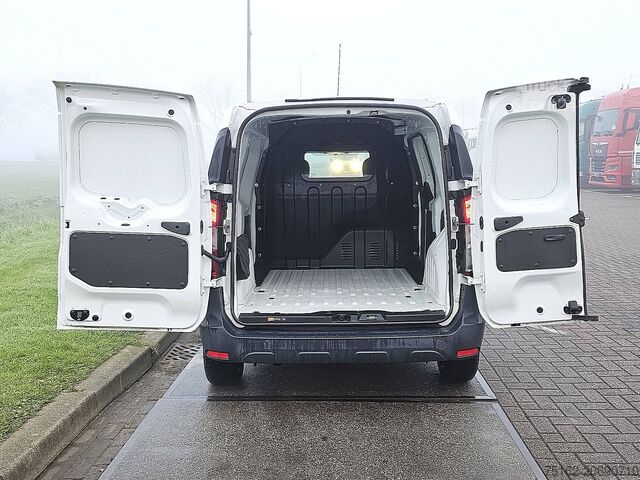 حقيبة سفر DACIA DOKKER 1.5 DCI 75