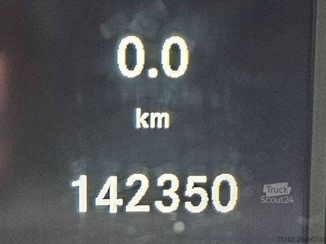 Пассажирский транспорт MERCEDES-BENZ VITO 114 TOURER XL AUT. 8 PL.