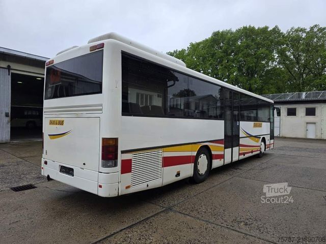 Şehirlerarası otobüs SETRA S315 Überland 53+49+1, großer Gepäckraum