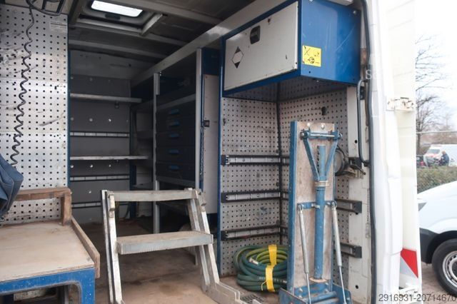 Kastenwagen hoch MERCEDES-BENZ Vario HKA / 816 D 1.Hand / rre / FN:88