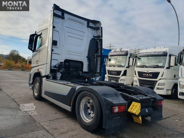 Standaard trekker FORD F-Max 500 BlackLine,Retarder,Navi, TÜV, Garantie