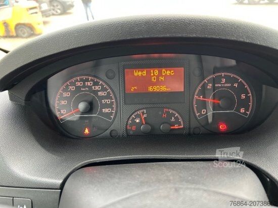 Панельний фургон PEUGEOT BOXER KASTENWAGEN L3H2