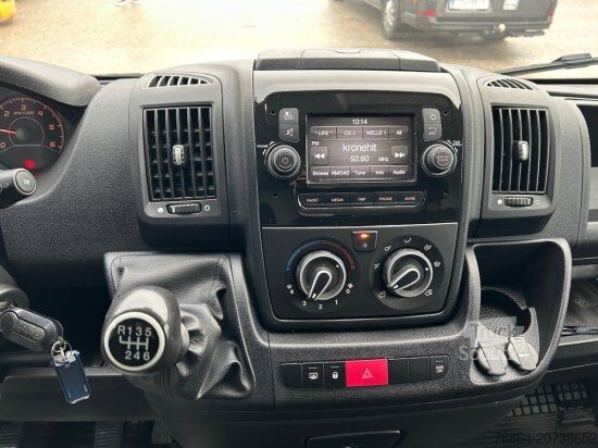 Панельний фургон PEUGEOT BOXER KASTENWAGEN L3H2