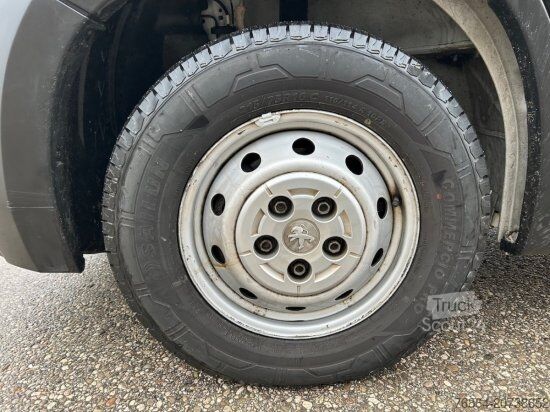 Панельний фургон PEUGEOT BOXER KASTENWAGEN L3H2