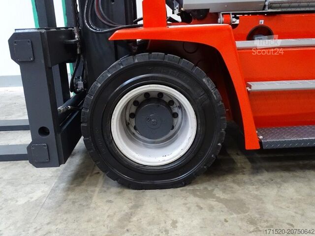 Front loader forklift Kalmar DCE120-6 - Empty Containers Handler