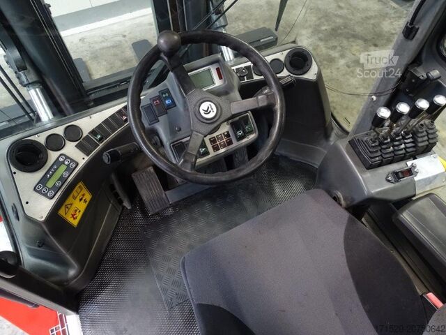 Front loader forklift Kalmar DCE120-6 - Empty Containers Handler