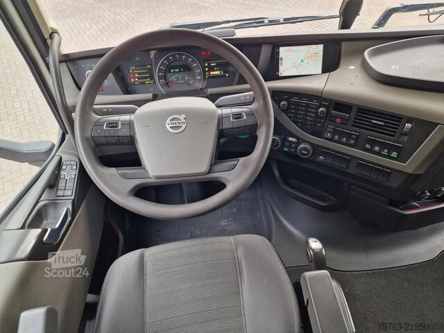 Standart-SZM Volvo FH 13.500 6x2/4 Low roof - MA chassis - PTO/Hyd...