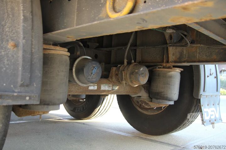 Standard-SZM Krone SD Sliding Curtains/Roof - Drum Brakes - APK 11...