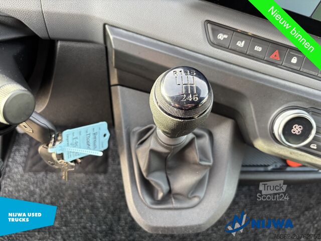 Chassis met cabine Renault Master T35 150 Carplay + Laadklep 1000KG