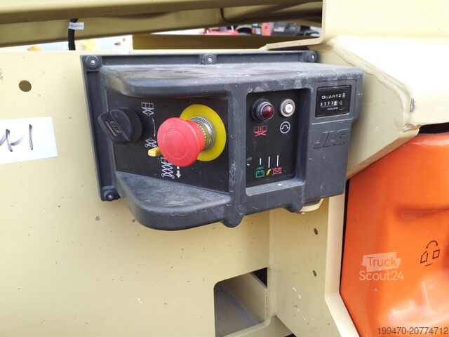Scherenhubtisch JLG 3246ES (9,68m)