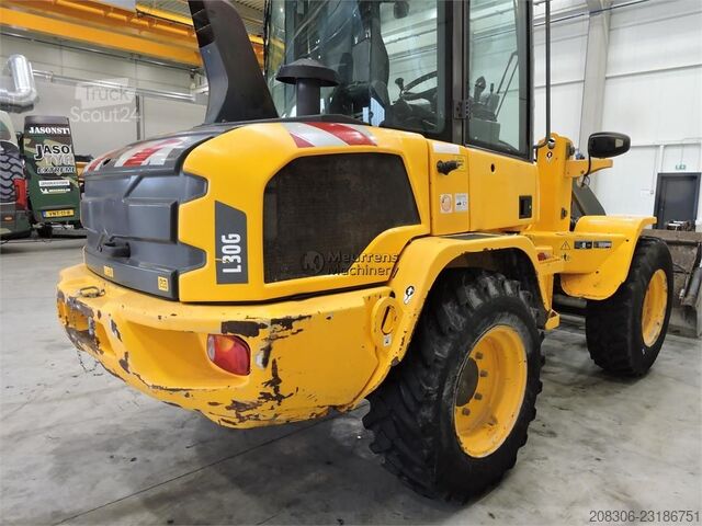Ładowarka kołowa VOLVO L30G + Fork
