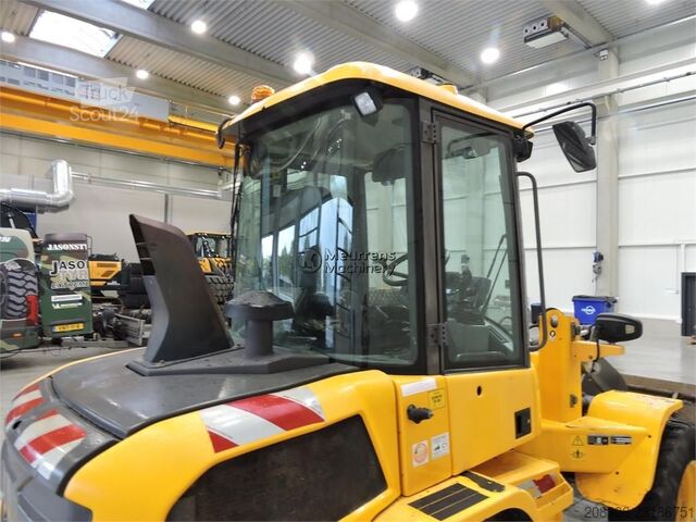 Ładowarka kołowa VOLVO L30G + Fork