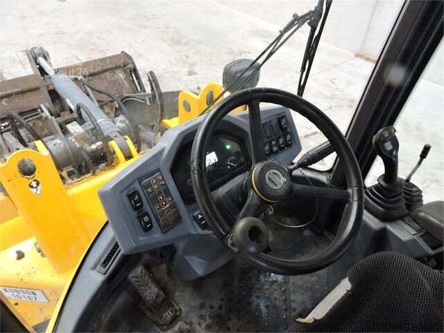 Ładowarka kołowa VOLVO L30G + Fork