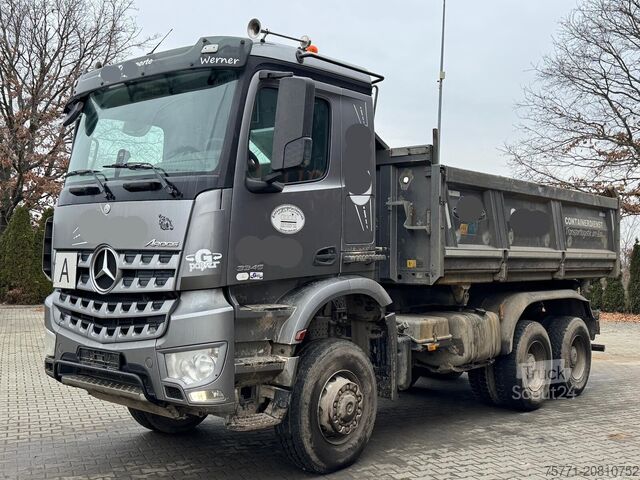 Billenős Mercedes-Benz AROCS 4145 8x6 EURO6 WYWROTKA TRÓJSTRONNA