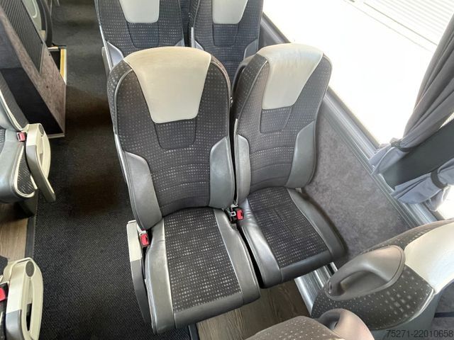 Turistični avtobus VDL Futura FHD2-129/440