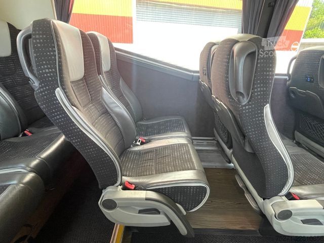 Turistični avtobus VDL Futura FHD2-129/440