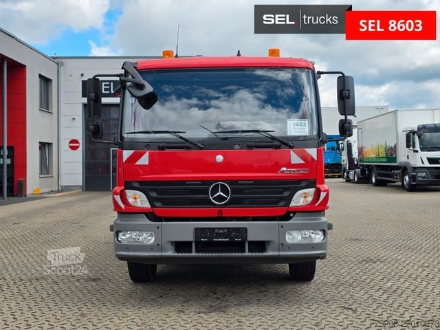 Lastebilmontert kran MERCEDES-BENZ Atego 1522 / Mit Fernbedienung / HIAB 077 E-4 HI