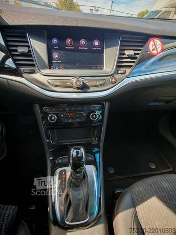 Minibús OPEL Astra 1.4 Turbo Sports Tourer/LED/Kamera/Klima