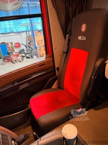 Стандартен влекач Tatra PHOENIX T530,6X6,RETARDER,SZM/KIPPER-UNIVE