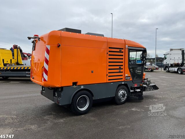  RAVO 580 with 3-rd brush