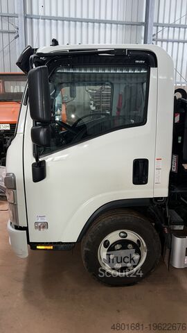 Transporter met afzetcontainer Isuzu NPR