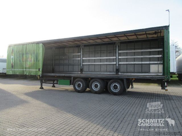 Semi-remorque bâchée Schmitz Cargobull Curtainsider Standard Getränke